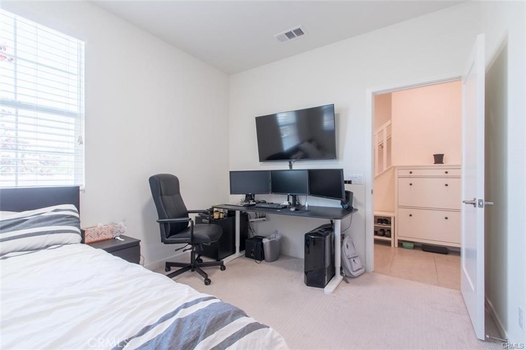 140 Paramount Irvine, CA 92618 - Photo 5 of 49