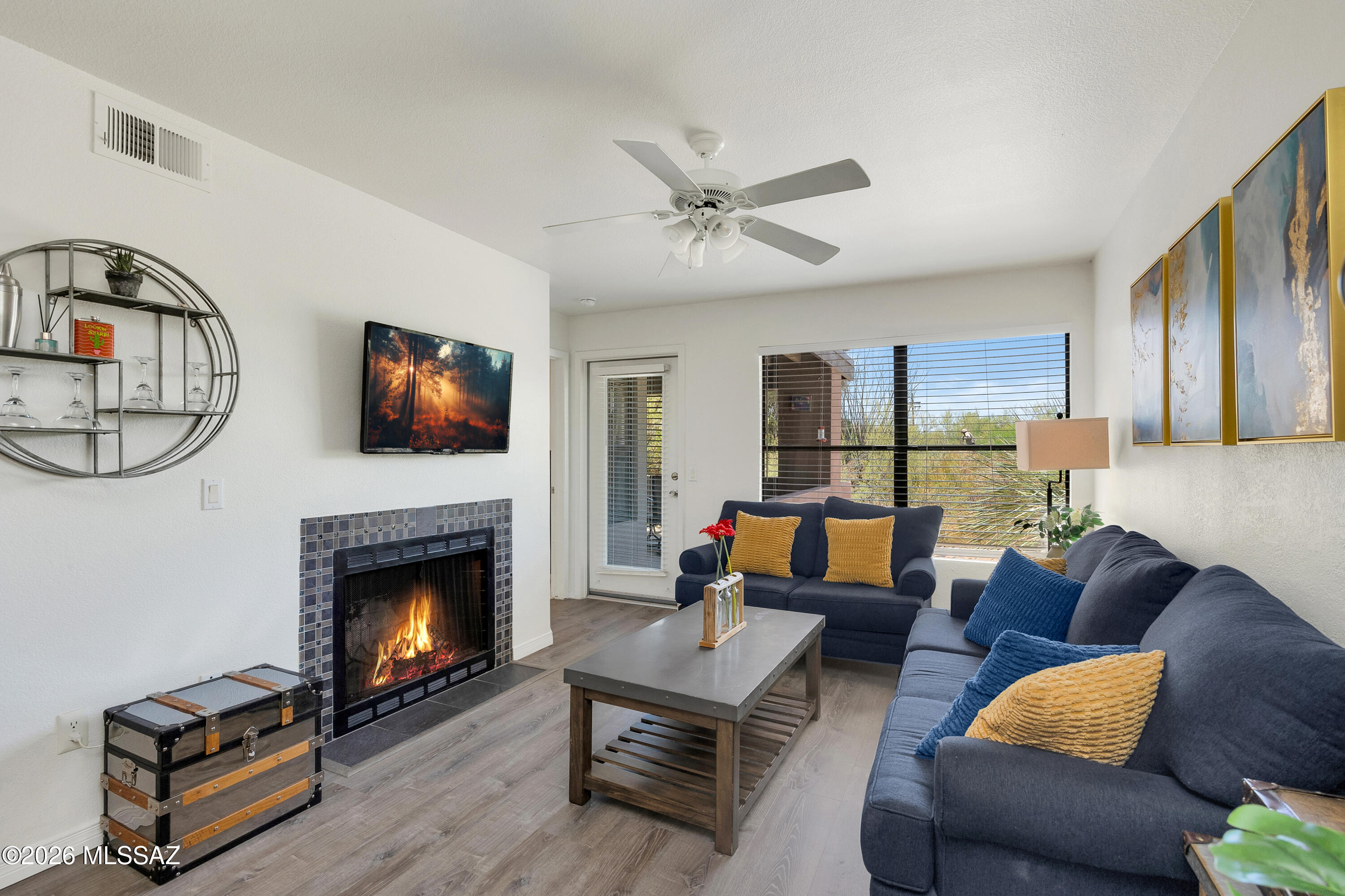 5855 North Kolb Road, Unit 2102 Tucson, AZ 85750 - Photo 7 of 34 Living Room