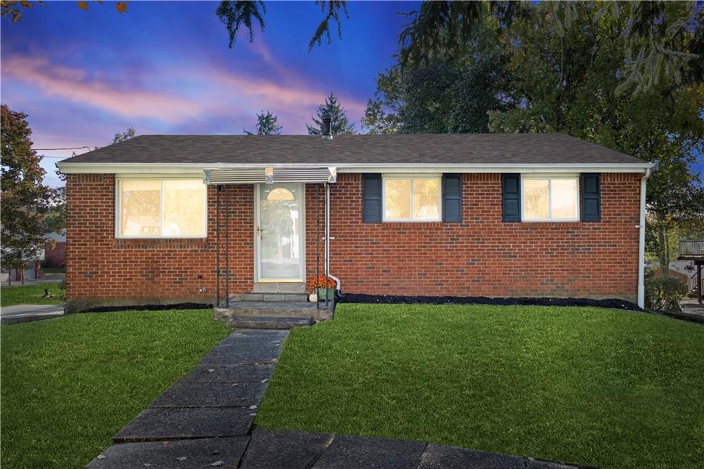 601 Dressel Road Allison Park, PA 15101 - Photo 3 of 38