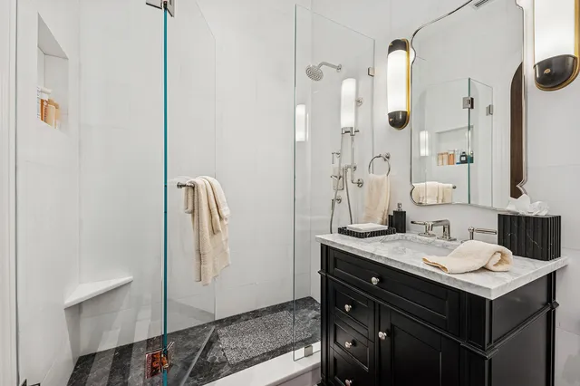 a view of a storage & utility room