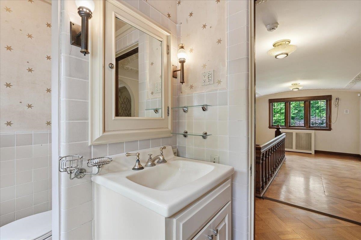 1110 Edgewood Avenue Madison, WI 53711 - Photo 49 of 86