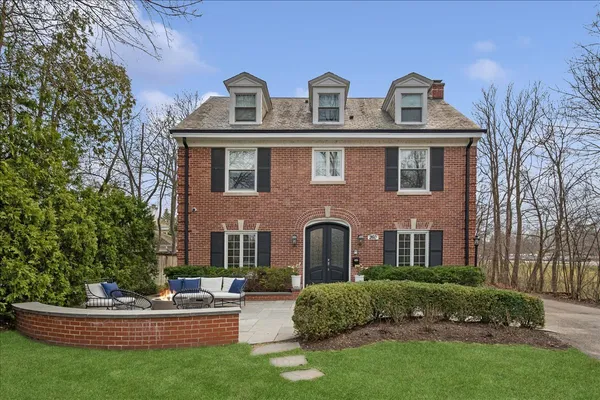$1,695,000 | 260 Lincoln Drive, Glencoe, IL 60022