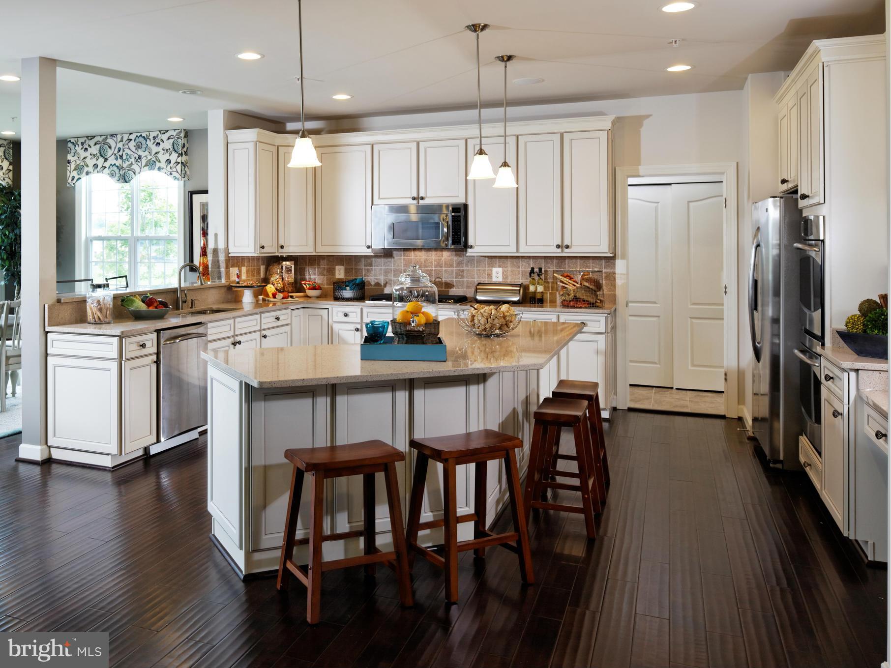 667 Loch Haven Road Edgewater, MD 21037 - Photo 8 of 11 Kitchen