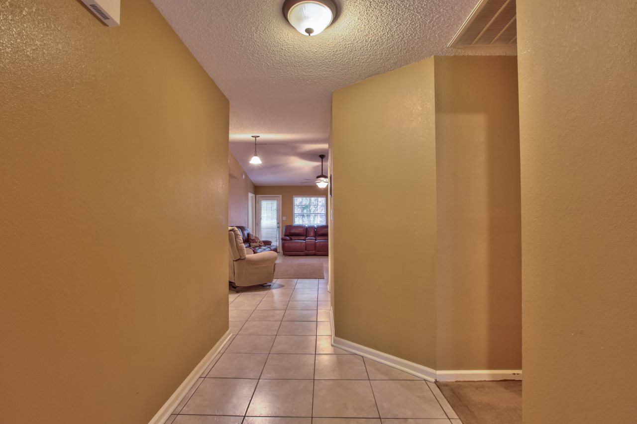 1887 Folkstone Road Tallahassee, FL 32312 - Photo 29 of 36 Gallery Image 29