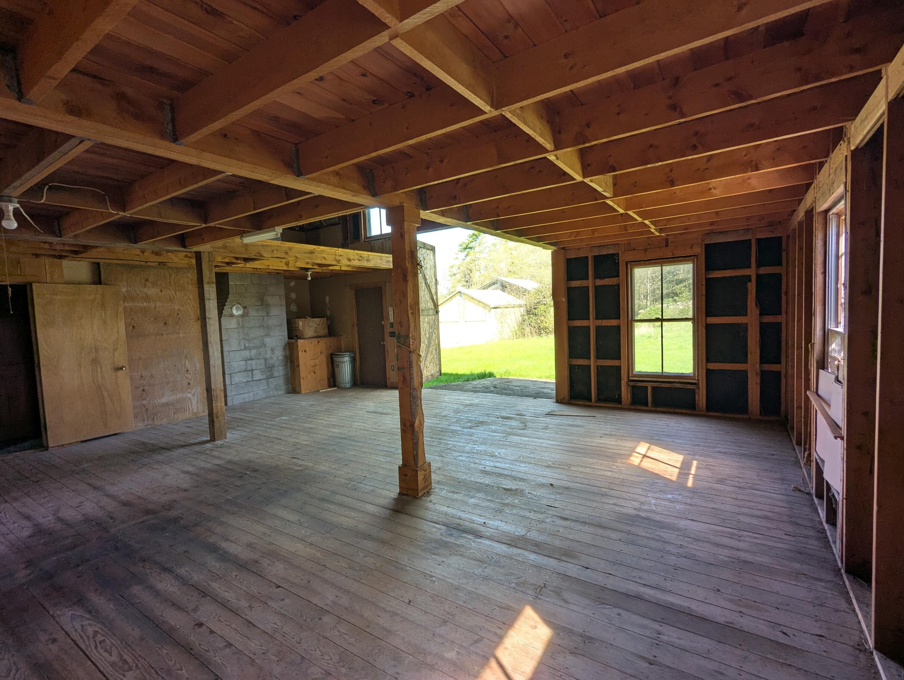 99 West Hamlet Road Newcastle, ME 04553 - Photo 58 of 73 Attached barn