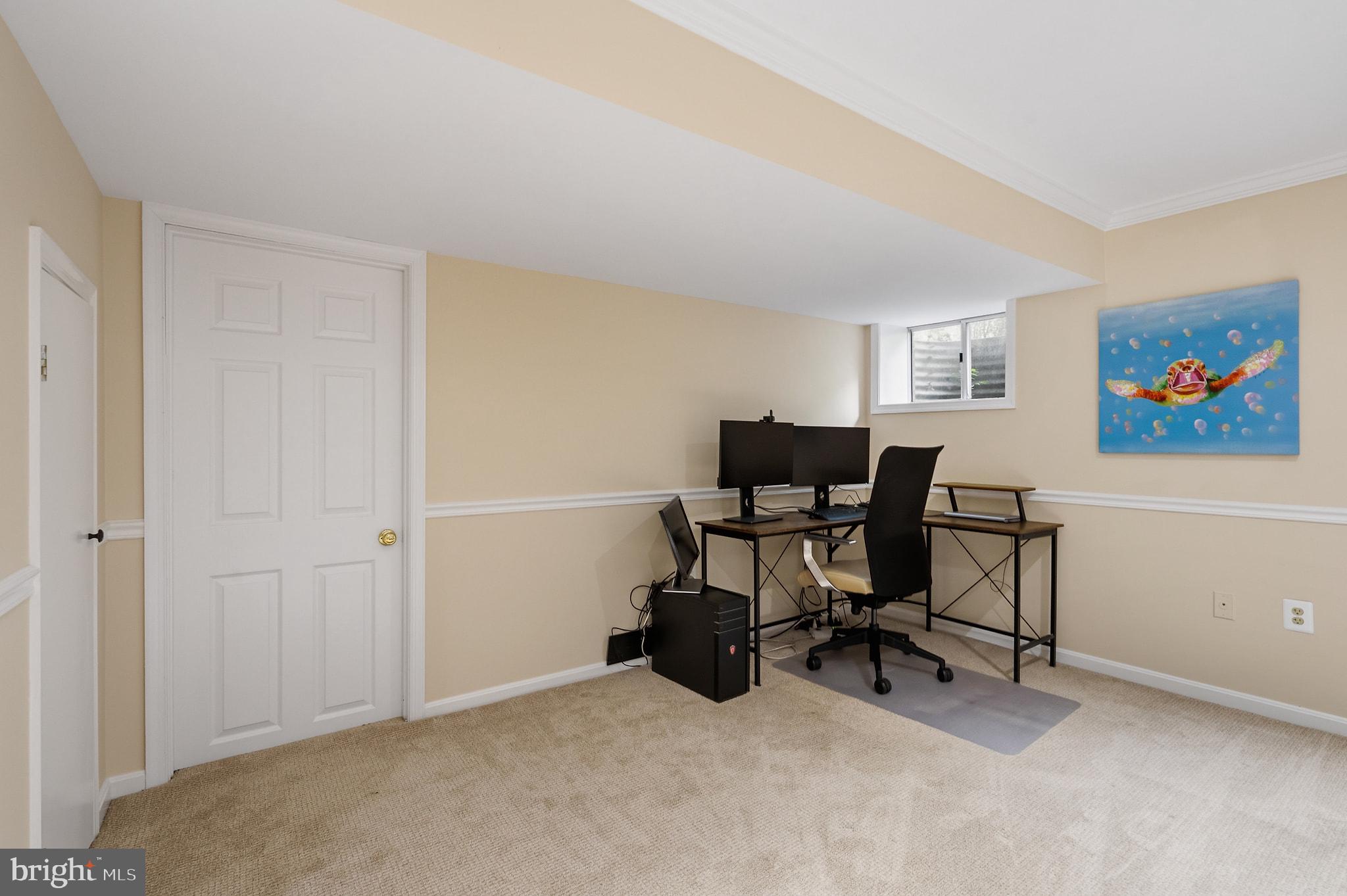 210 Falcon Ridge Road Great Falls, VA 22066 - Photo 43 of 49 Gallery Image 43