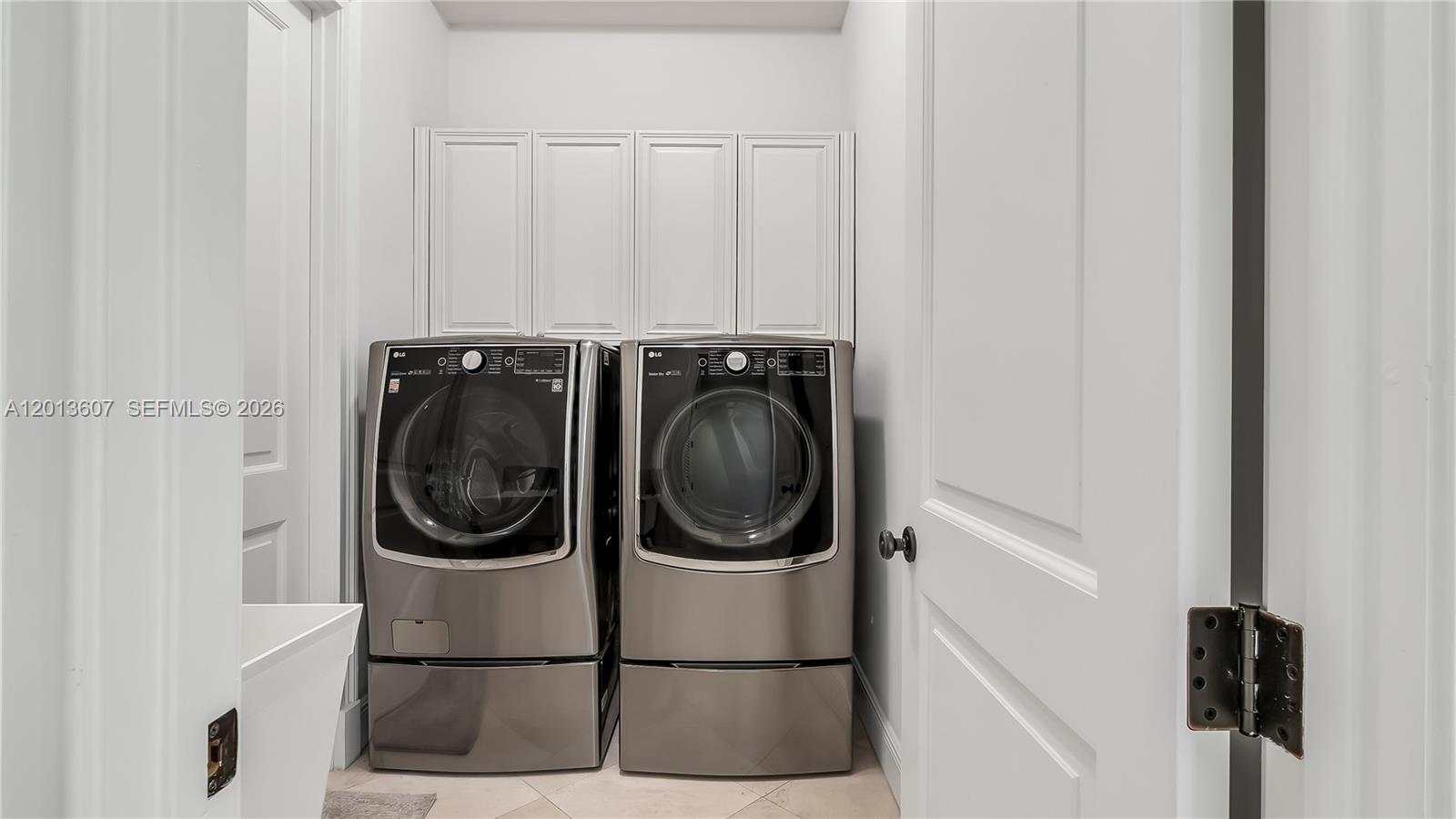 16763 Northwest 77th Path Miami Lakes, FL 33016 - Photo 54 of 63 Laundry Room