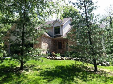 84 Jayne Road Fenton, MI 48430 - Photo 3 of 29 20356433-2.JPG