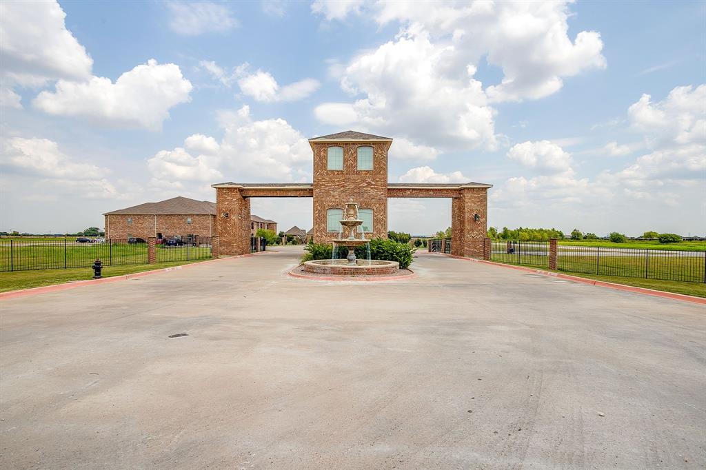 301 County Road 207, Unit 1206 Alvarado, TX 76009 - Photo 1 of 30 a view of a street with a houses