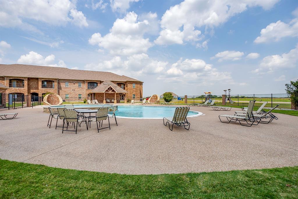 301 County Road 207, Unit 1206 Alvarado, TX 76009 - Photo 26 of 30 a view of a terrace with chairs
