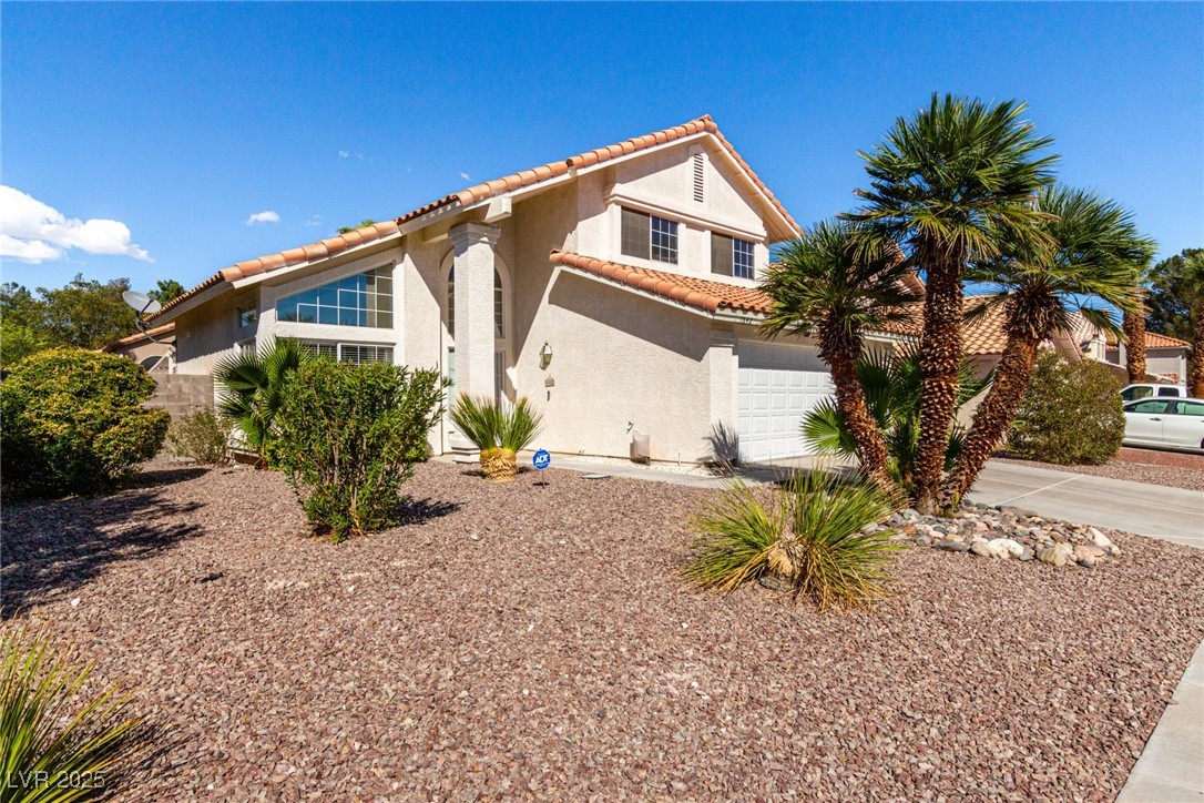 1642 Heather Ridge Road North Las Vegas, NV 89031 - Photo 3 of 30