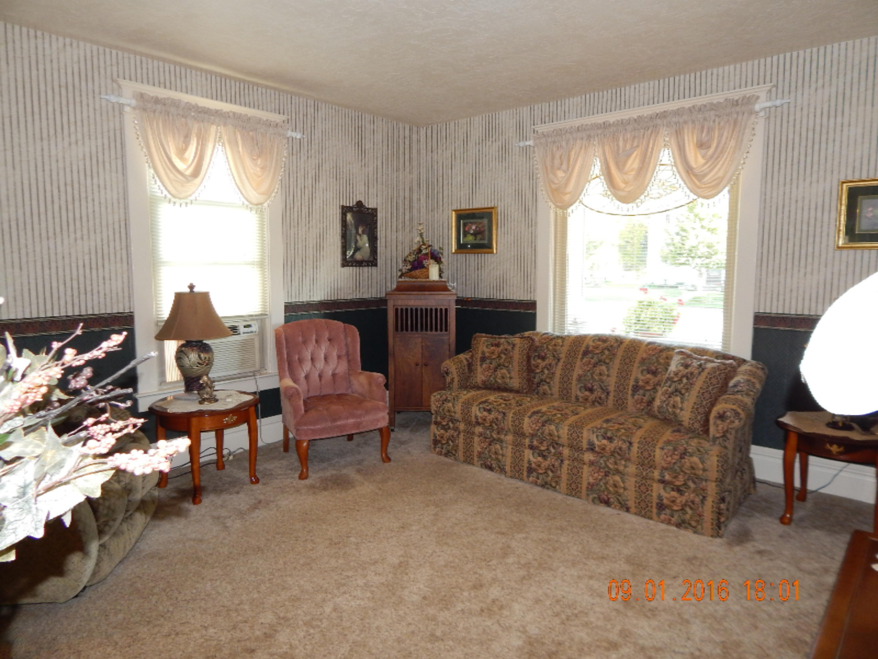 704 East Chicago Road Sturgis, MI 49091 - Photo 23 of 37 044