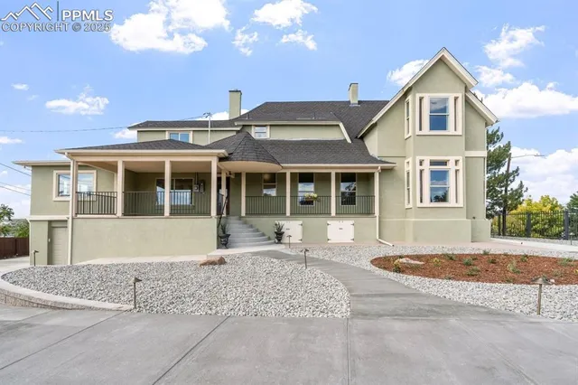 $899,900 | 708 West 18th Street, Pueblo, CO 81003