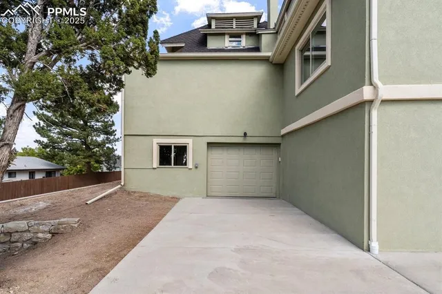 $899,900 | 708 West 18th Street, Pueblo, CO 81003