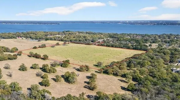 $1,999,999 | 300 County Road 2100, Kemp, TX 75143