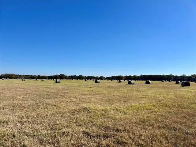 $1,999,999 | 300 County Road 2100, Kemp, TX 75143