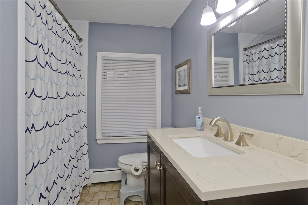 312 Dutchess Street Springfield, MA 01129 - Photo 25 of 42