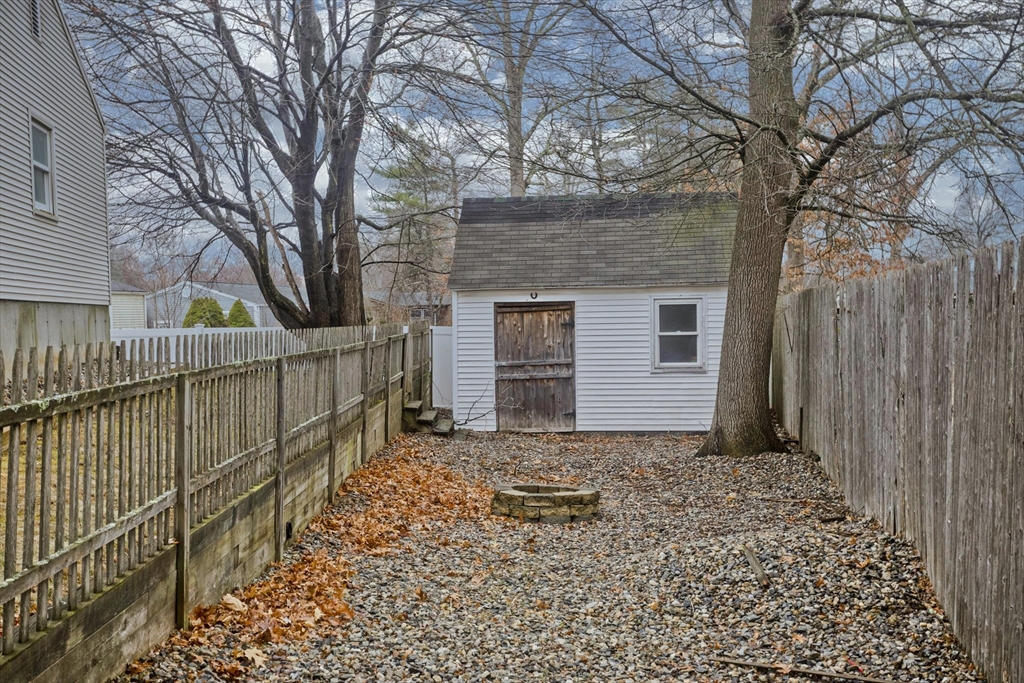 312 Dutchess Street Springfield, MA 01129 - Photo 42 of 42