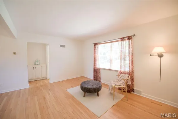 $85,000 | 5876 Sunshine Drive, Unit 111 (1N), St. Louis, MO 63109