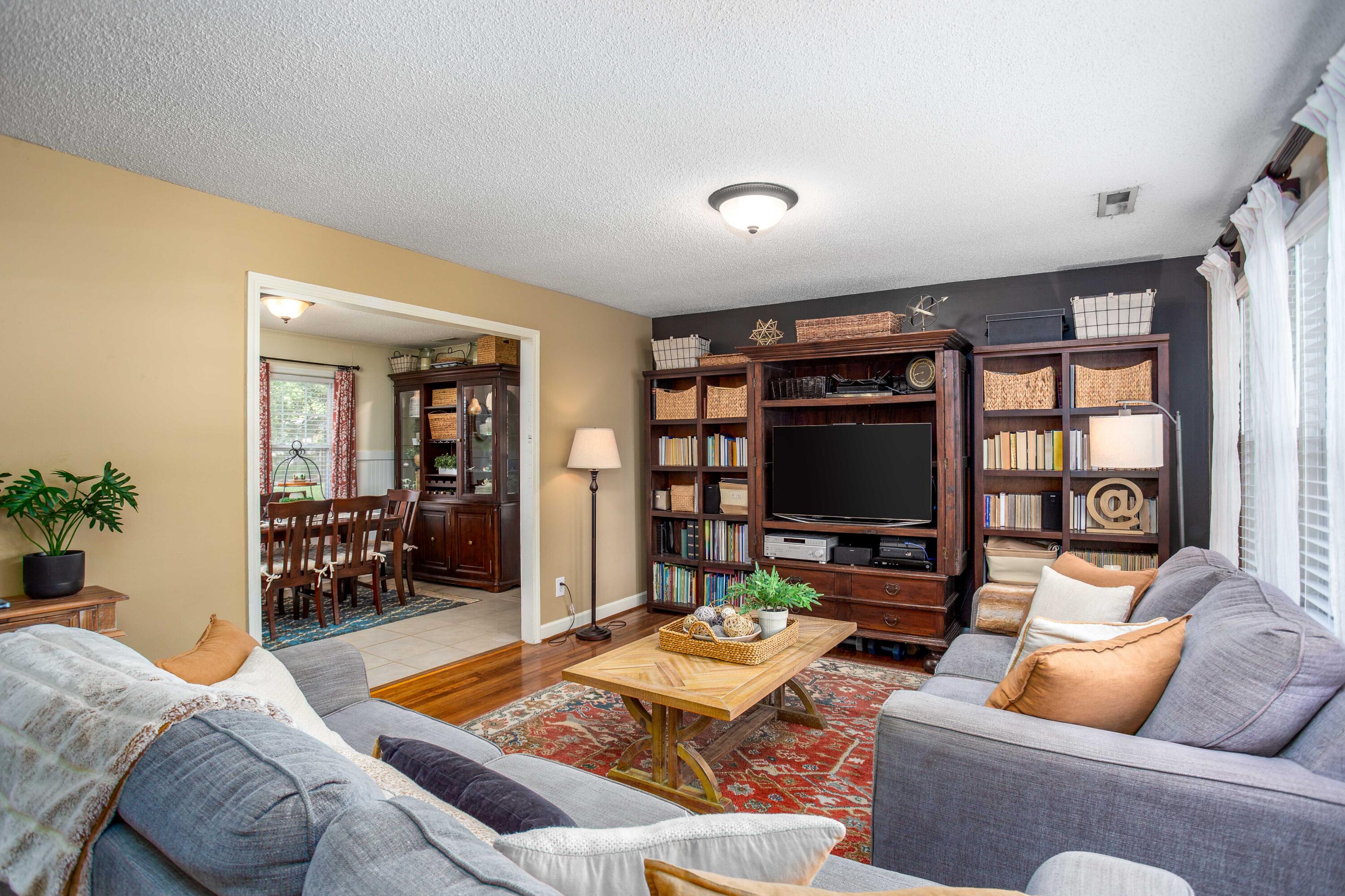 334 Oxford Road Ladson, SC 29456 - Photo 3 of 26 334-Oxford-Road-6
