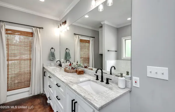 $389,000 | 2401 Ratliff Road, Raymond, MS 39154