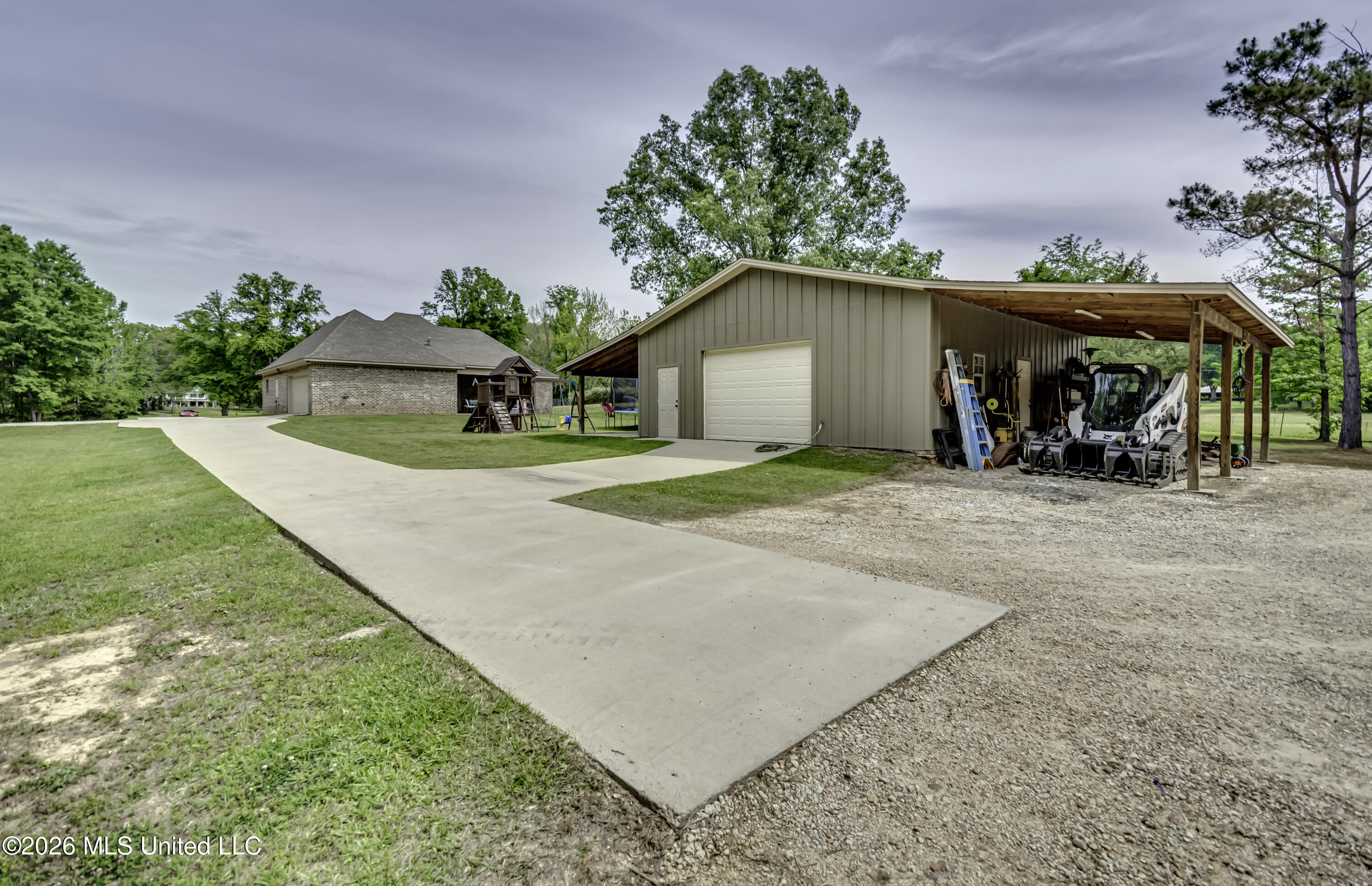 2401 Ratliff Road Raymond, MS 39154 - Photo 42 of 53 2401 Ratliff Road--17