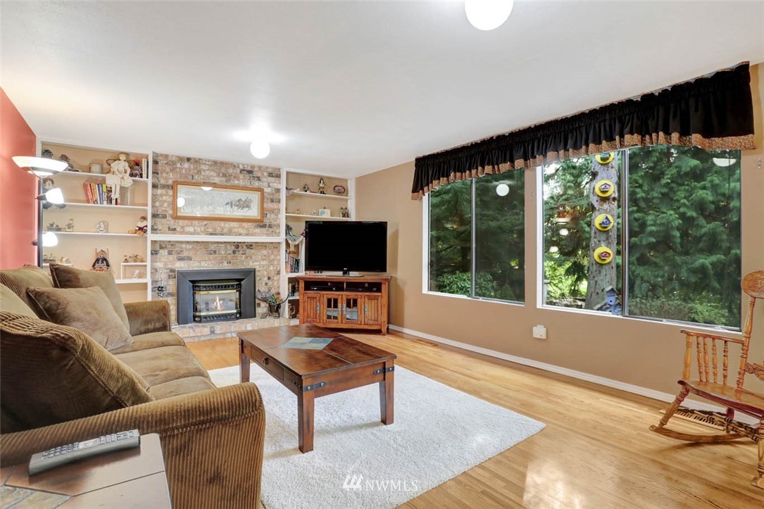 16207 Southeast 166th Court Renton, WA 98058 - Photo 15 of 30 Gallery Image 15
