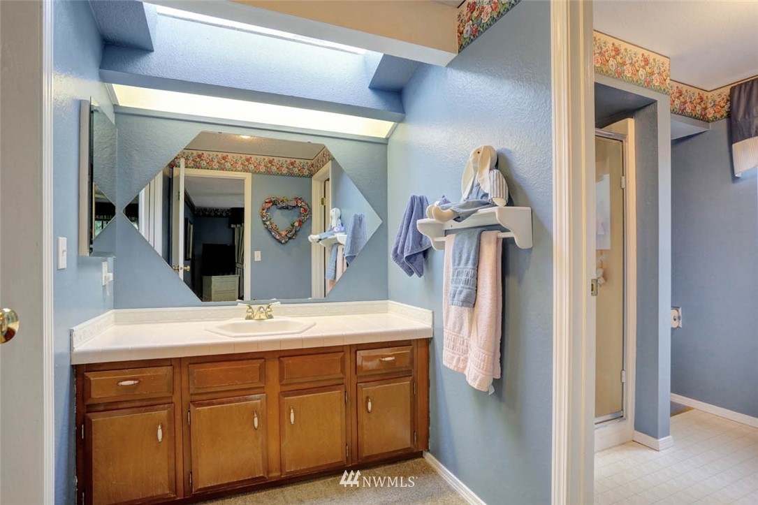 16207 Southeast 166th Court Renton, WA 98058 - Photo 19 of 30 Gallery Image 19