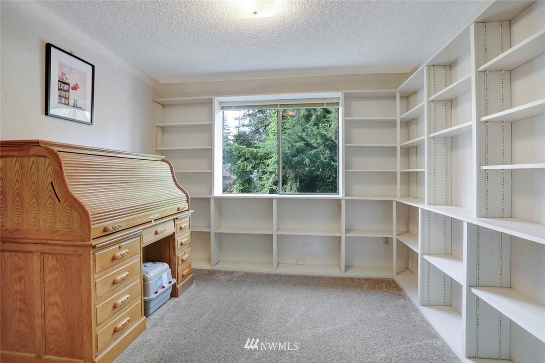 16207 Southeast 166th Court Renton, WA 98058 - Photo 20 of 30 Gallery Image 20