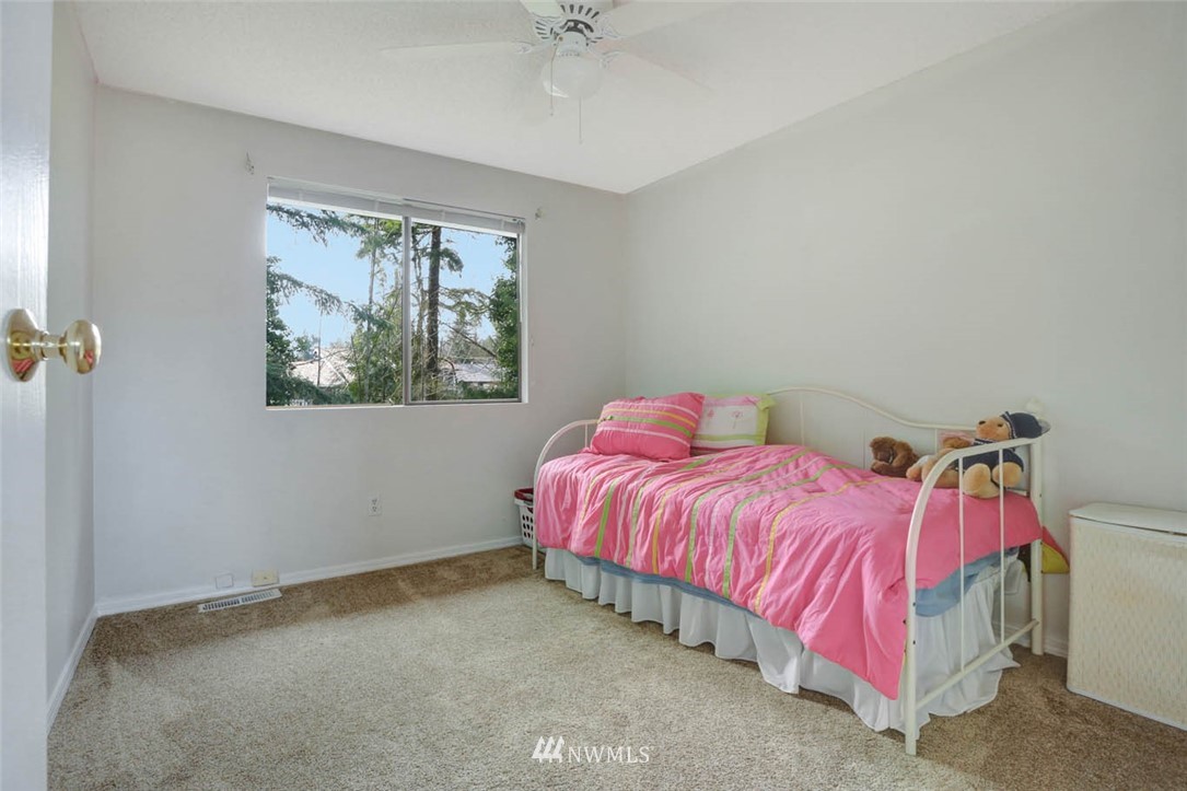 16207 Southeast 166th Court Renton, WA 98058 - Photo 22 of 30 Gallery Image 22