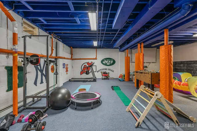 $1,325,000 | 61 Christy Drive, Warren, NJ 07059