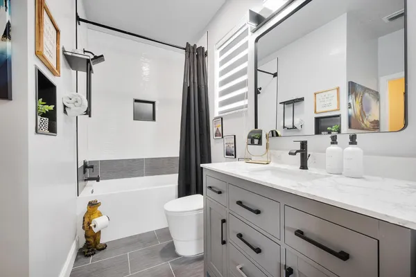 $7,900 | 8193 Sandpiper Way, West Palm Beach, FL 33412