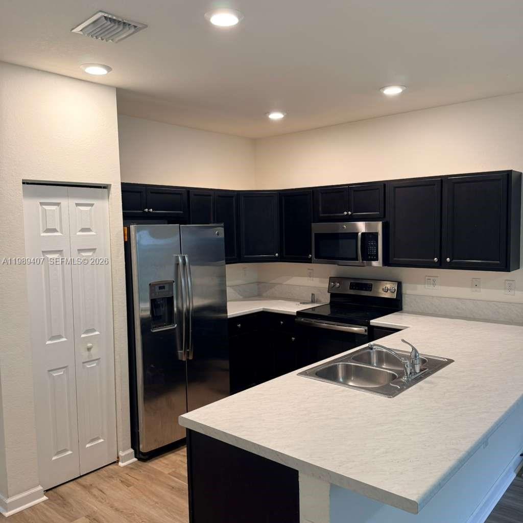 11487 Southwest 248th Lane Homestead, FL 33032 - Photo 5 of 12