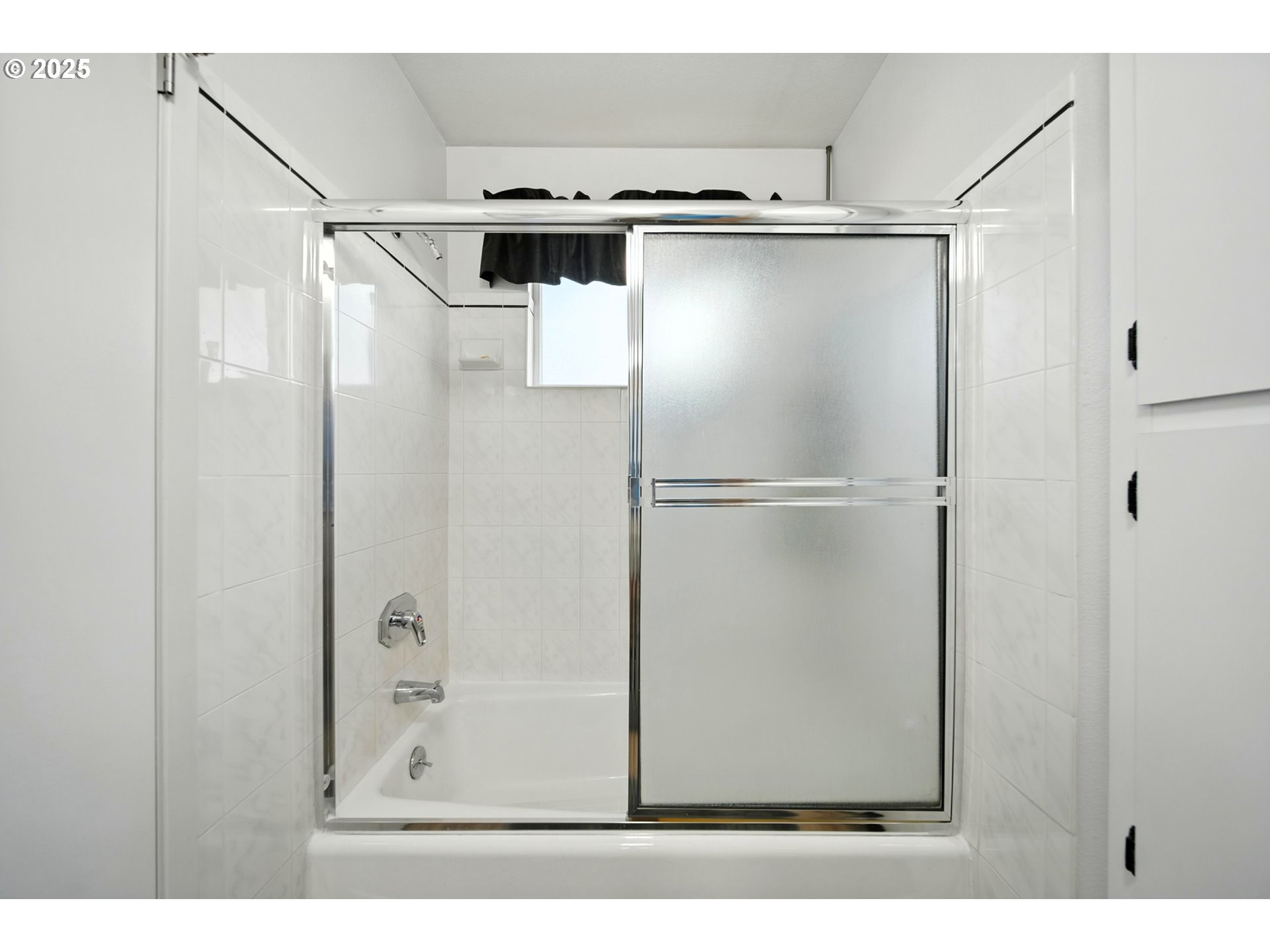 826 Southwest Jacquelyn Street Milton Freewater, OR 97862 - Photo 18 of 40 a view of a refrigerator in a kitchen