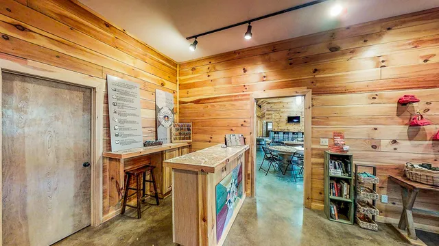 $2,440,000 | 57 Hemlock Ridge Lane, Catawba, VA 24070