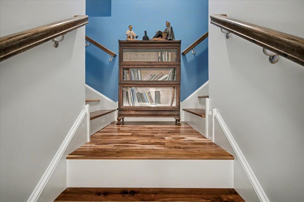 3687 Princess Pond Road Summerton, SC 29148 - Photo 46 of 80 Stairs