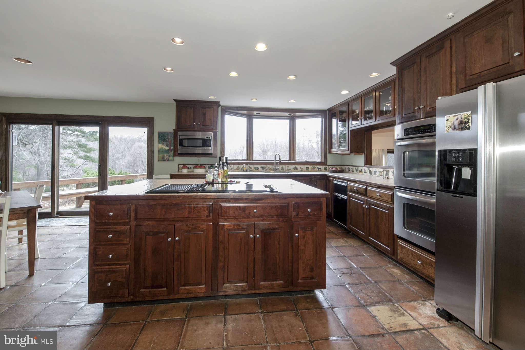 15701 Seneca Road Germantown, MD 20874 - Photo 18 of 30 Kitchen