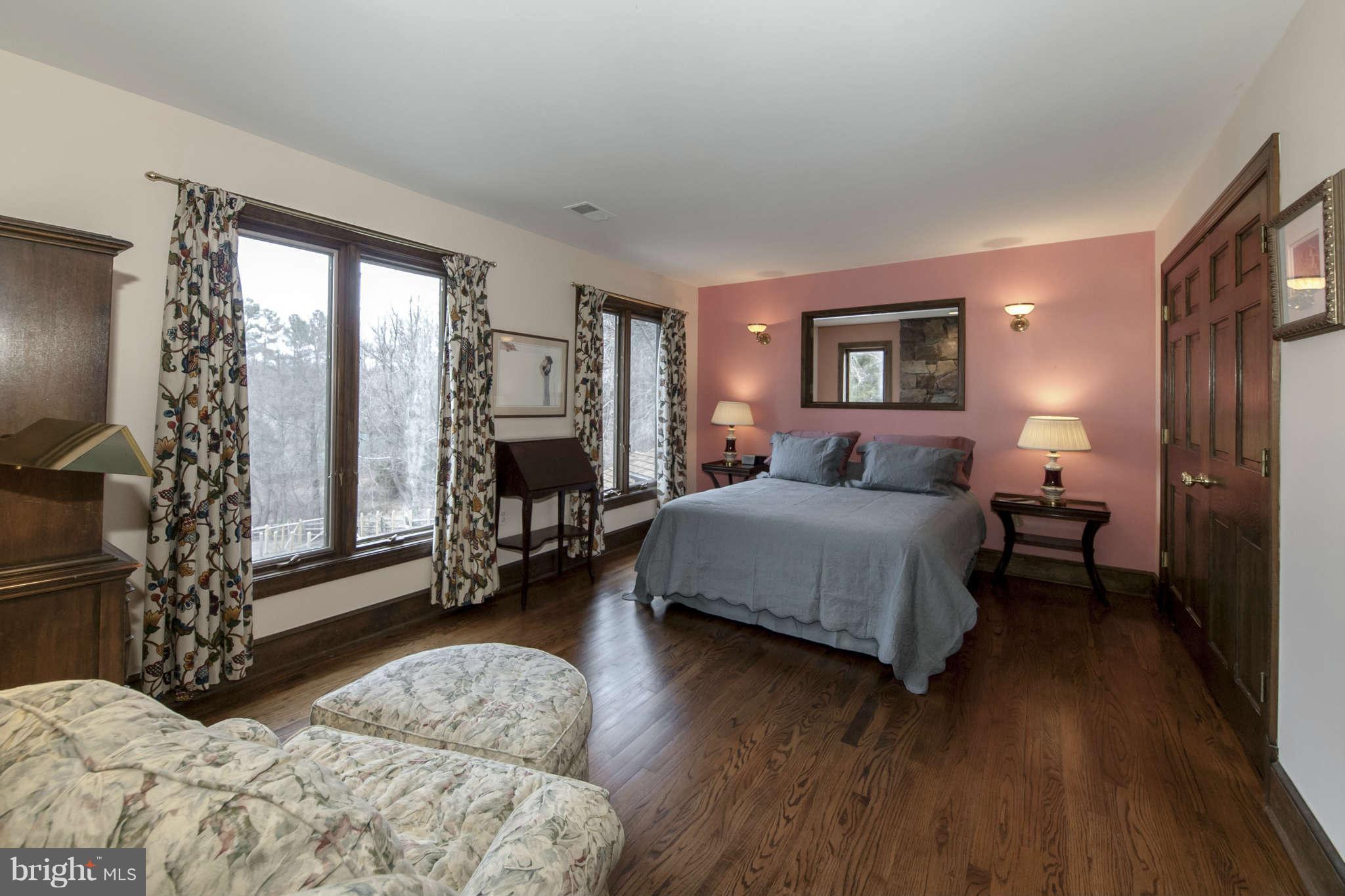 15701 Seneca Road Germantown, MD 20874 - Photo 25 of 30 Bedroom