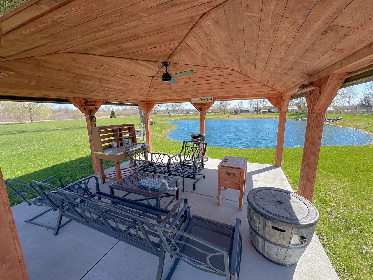 5449 Beaverton Road Beaverton, MI 48612 - Photo 9 of 43 1921800-bdc4ef10-5a26-4123-aabc-983b7bb35974.JPG