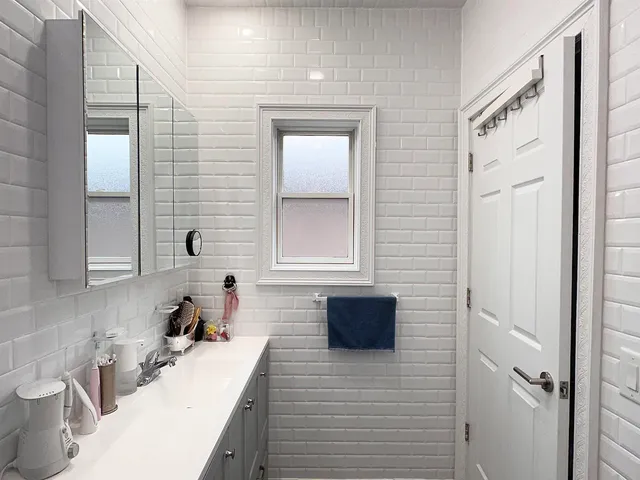 $724,000 | 37 Spruce Street, Unit 5, Jersey City, NJ 07306