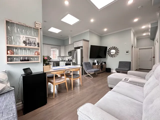 $724,000 | 37 Spruce Street, Unit 5, Jersey City, NJ 07306