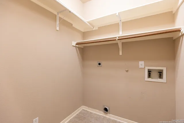 $1,800 | 520 Thurber Drive, Schertz, TX 78154