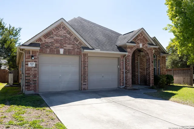 $1,800 | 520 Thurber Drive, Schertz, TX 78154