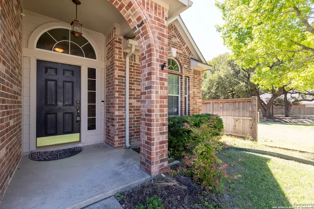 $1,800 | 520 Thurber Drive, Schertz, TX 78154