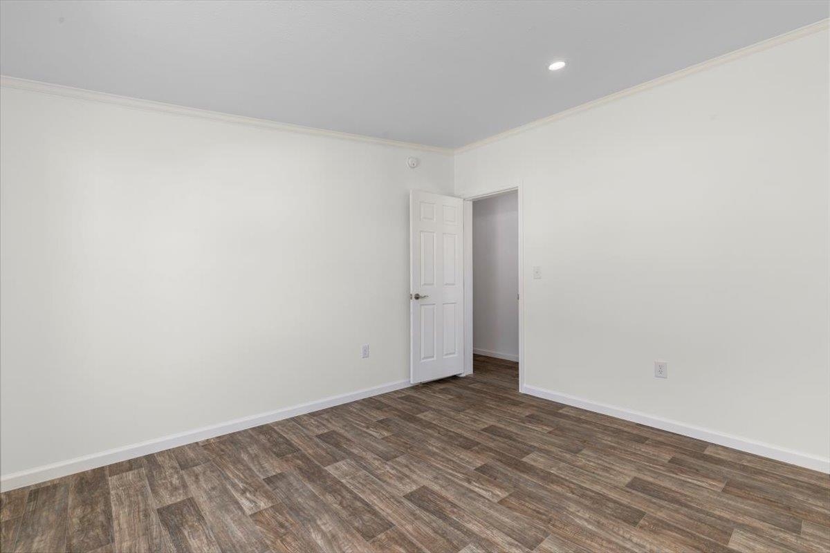 22 Marigold Road Salem, NH 03079 - Photo 15 of 28