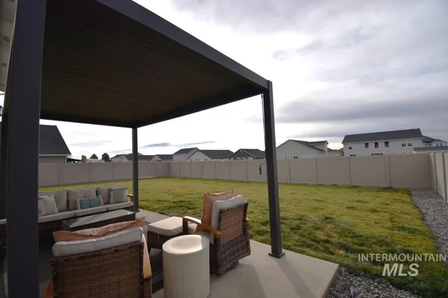 $3,300 | 19241 Red Eagle Way, Caldwell, ID 83605