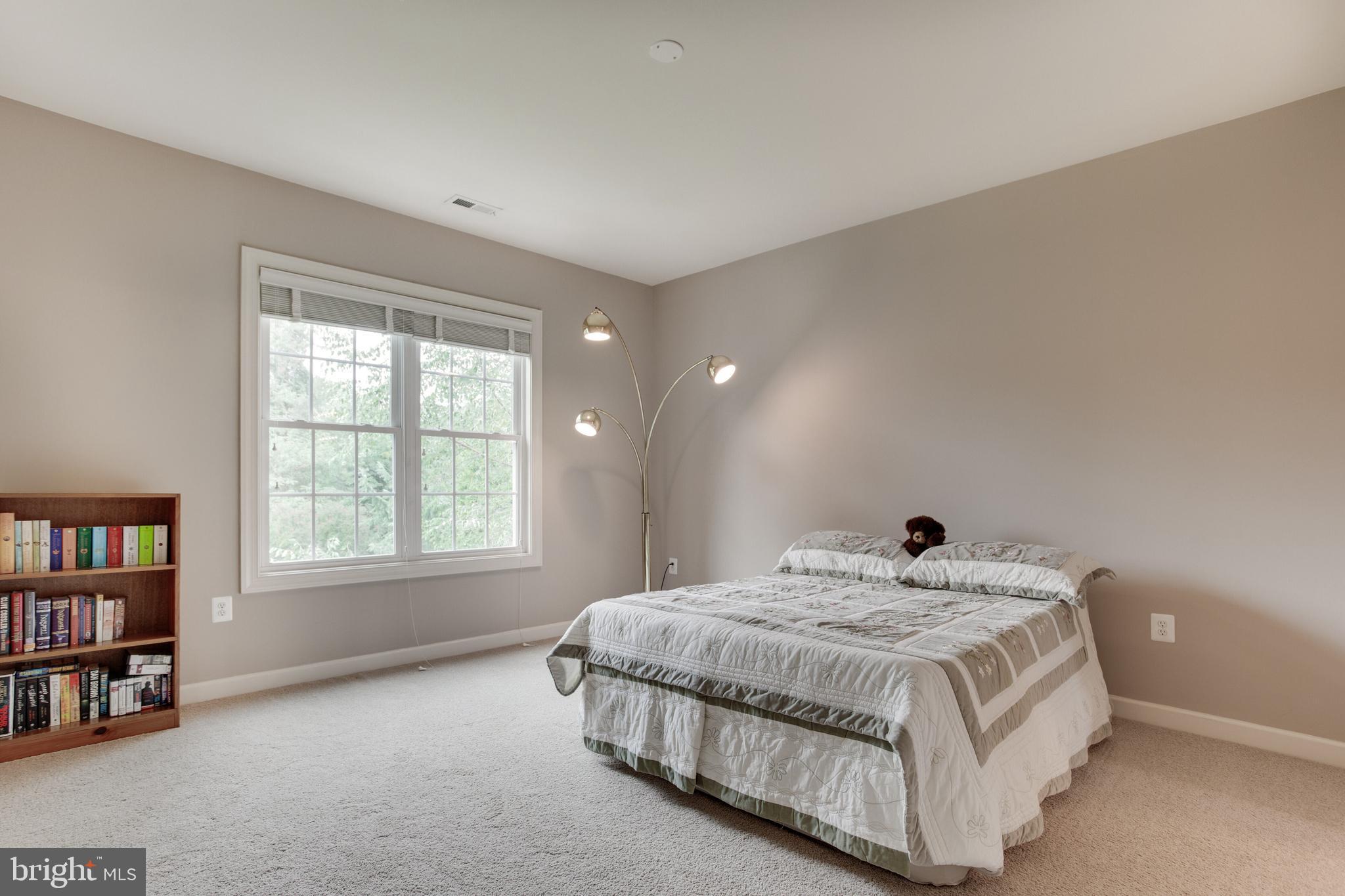 24 Hunting Court Edgewater, MD 21037 - Photo 49 of 75 Gallery Image 49