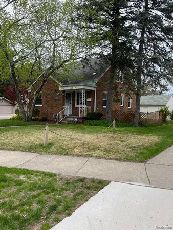 $275,000 | 22732 Madison Street, Dearborn, MI 48124