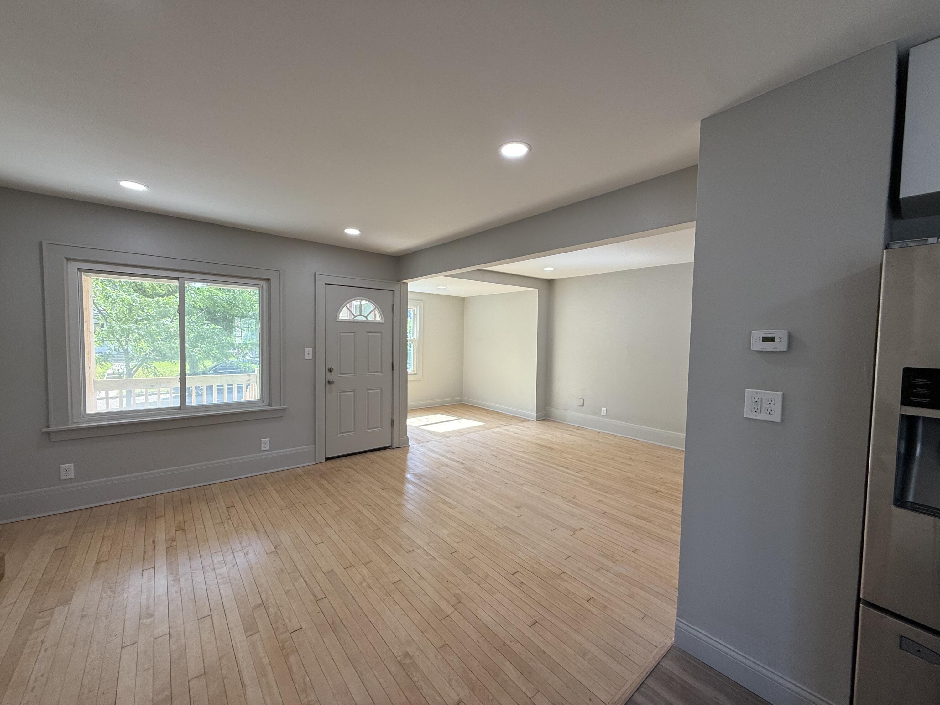 436 South 74th Street Milwaukee, WI 53214 - Photo 3 of 14 Living Room