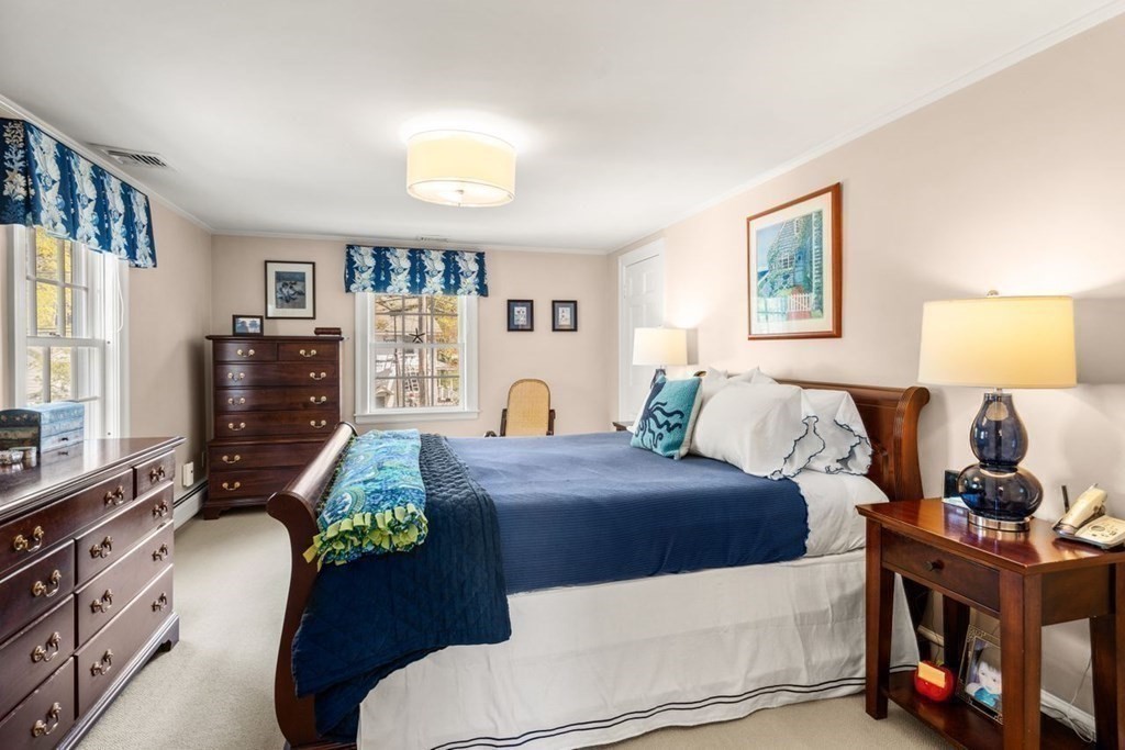 2 Cavanagh Road Wellesley, MA 02481 - Photo 15 of 41